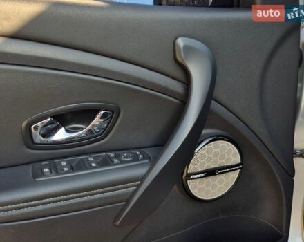 Сірий Рено Меган, об'ємом двигуна 1.6 л та пробігом 241 тис. км за 8600 $, фото 9 на Automoto.ua