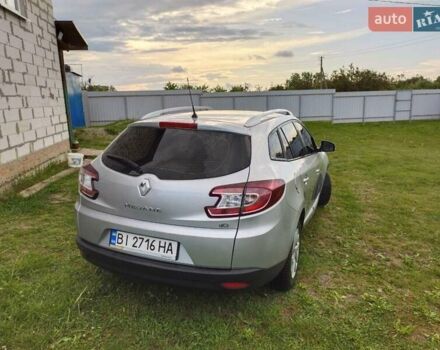 Серый Рено Меган, объемом двигателя 1.46 л и пробегом 250 тыс. км за 9100 $, фото 9 на Automoto.ua