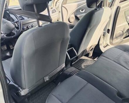 Серый Рено Меган, объемом двигателя 1.46 л и пробегом 250 тыс. км за 9100 $, фото 6 на Automoto.ua