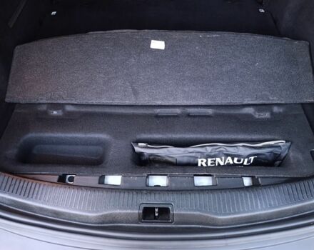 Серый Рено Меган, объемом двигателя 1.5 л и пробегом 160 тыс. км за 10300 $, фото 17 на Automoto.ua