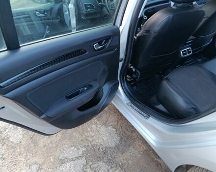 Сірий Рено Меган, об'ємом двигуна 1.5 л та пробігом 318 тис. км за 13200 $, фото 5 на Automoto.ua