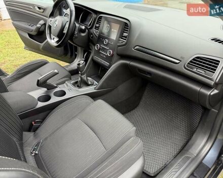 Серый Рено Меган, объемом двигателя 1.46 л и пробегом 198 тыс. км за 12200 $, фото 15 на Automoto.ua