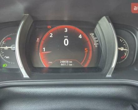 Серый Рено Меган, объемом двигателя 1.46 л и пробегом 254 тыс. км за 11000 $, фото 4 на Automoto.ua