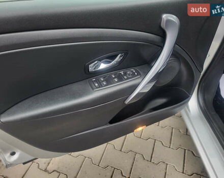 Серый Рено Меган, объемом двигателя 1.5 л и пробегом 198 тыс. км за 10600 $, фото 27 на Automoto.ua