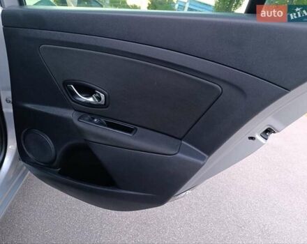 Серый Рено Меган, объемом двигателя 1.5 л и пробегом 160 тыс. км за 10500 $, фото 24 на Automoto.ua