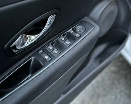 Серый Рено Меган, объемом двигателя 1.5 л и пробегом 162 тыс. км за 10500 $, фото 12 на Automoto.ua