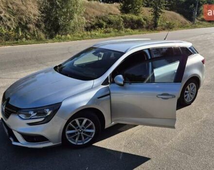 Серый Рено Меган, объемом двигателя 1.46 л и пробегом 254 тыс. км за 11000 $, фото 1 на Automoto.ua