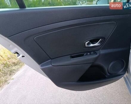 Серый Рено Меган, объемом двигателя 1.5 л и пробегом 160 тыс. км за 10500 $, фото 15 на Automoto.ua