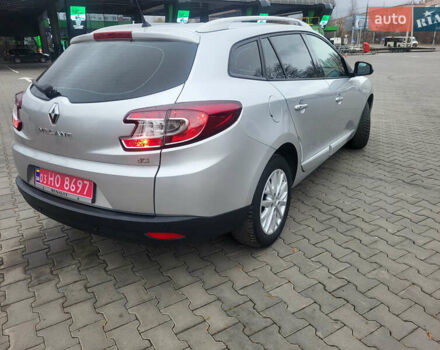 Серый Рено Меган, объемом двигателя 1.5 л и пробегом 198 тыс. км за 10600 $, фото 10 на Automoto.ua