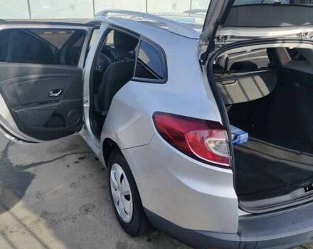 Серый Рено Меган, объемом двигателя 1.46 л и пробегом 250 тыс. км за 9100 $, фото 3 на Automoto.ua