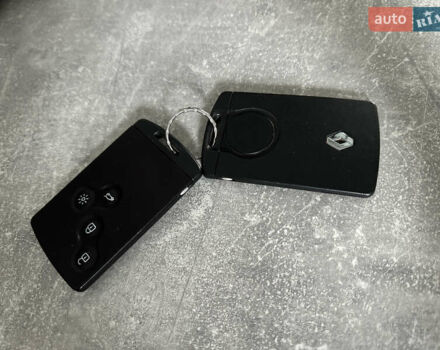 Сірий Рено Меган, об'ємом двигуна 1.5 л та пробігом 186 тис. км за 10750 $, фото 23 на Automoto.ua