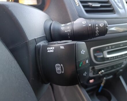 Серый Рено Меган, объемом двигателя 1.5 л и пробегом 160 тыс. км за 10300 $, фото 20 на Automoto.ua