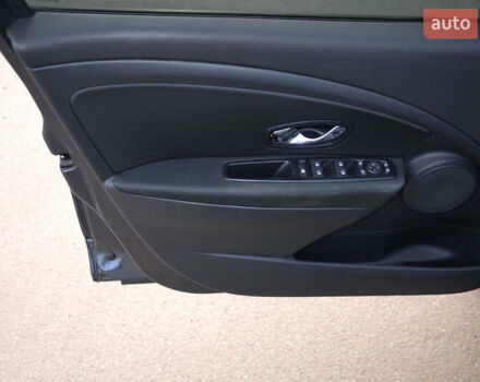 Сірий Рено Меган, об'ємом двигуна 1.5 л та пробігом 186 тис. км за 10450 $, фото 25 на Automoto.ua