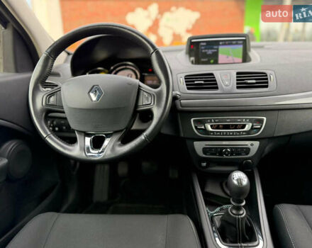 Серый Рено Меган, объемом двигателя 1.5 л и пробегом 180 тыс. км за 11800 $, фото 48 на Automoto.ua