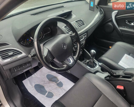 Серый Рено Меган, объемом двигателя 1.5 л и пробегом 198 тыс. км за 10600 $, фото 30 на Automoto.ua