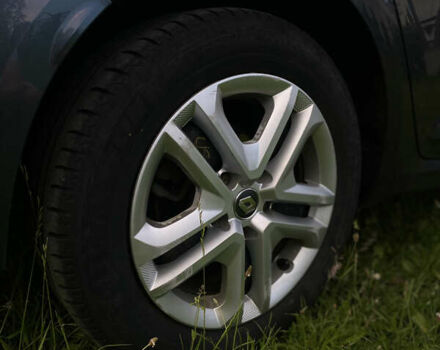 Серый Рено Меган, объемом двигателя 1.46 л и пробегом 240 тыс. км за 12600 $, фото 34 на Automoto.ua