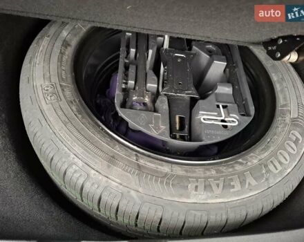 Серый Рено Меган, объемом двигателя 1.5 л и пробегом 224 тыс. км за 12900 $, фото 21 на Automoto.ua