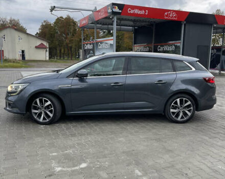 Рено Меган 2017 в Стрые на Automoto.ua Серый Рено Меган, объемом двигателя 1.46 л и пробегом 265 тыс. км за 11999 $, фото 3 на Automoto.ua