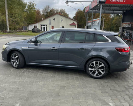 Рено Меган 2017 в Стрые на Automoto.ua Серый Рено Меган, объемом двигателя 1.46 л и пробегом 265 тыс. км за 11999 $, фото 4 на Automoto.ua