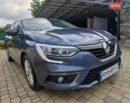 Рено Меган 2017 у Хмельницькому на Automoto.ua Сірий Рено Меган, об'ємом двигуна 1.6 л та пробігом 280 тис. км за 11500 $, фото 4 на Automoto.ua