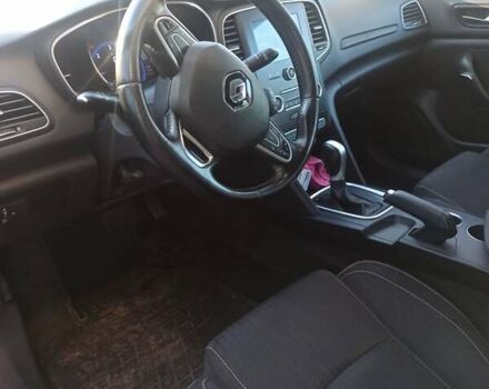 Серый Рено Меган, объемом двигателя 1.46 л и пробегом 211 тыс. км за 12000 $, фото 2 на Automoto.ua