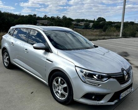 Серый Рено Меган, объемом двигателя 1.5 л и пробегом 202 тыс. км за 11899 $, фото 1 на Automoto.ua