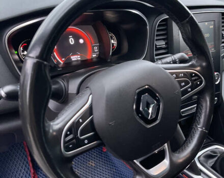 Рено Меган 2017 в Стрые на Automoto.ua Серый Рено Меган, объемом двигателя 1.46 л и пробегом 265 тыс. км за 11999 $, фото 31 на Automoto.ua