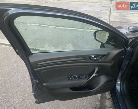 Сірий Рено Меган, об'ємом двигуна 1.46 л та пробігом 235 тис. км за 12000 $, фото 33 на Automoto.ua