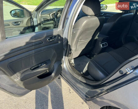 Серый Рено Меган, объемом двигателя 1.46 л и пробегом 230 тыс. км за 10500 $, фото 31 на Automoto.ua