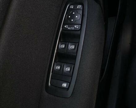 Серый Рено Меган, объемом двигателя 1.46 л и пробегом 240 тыс. км за 12600 $, фото 24 на Automoto.ua