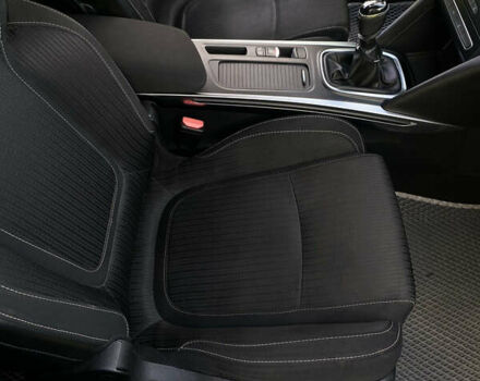 Серый Рено Меган, объемом двигателя 1.46 л и пробегом 240 тыс. км за 12600 $, фото 31 на Automoto.ua