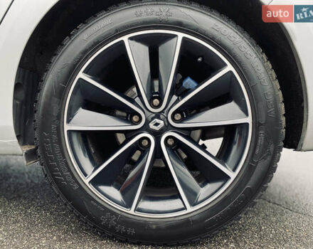 Сірий Рено Меган, об'ємом двигуна 1.46 л та пробігом 198 тис. км за 12600 $, фото 31 на Automoto.ua