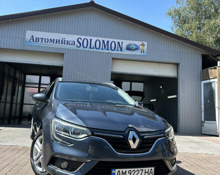 Серый Рено Меган, объемом двигателя 1.46 л и пробегом 250 тыс. км за 12500 $, фото 19 на Automoto.ua