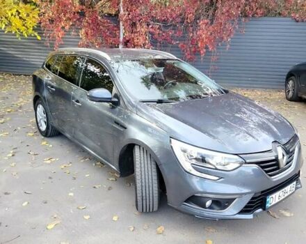 Рено Меган 2017 в Одессе на Automoto.ua Серый Рено Меган, объемом двигателя 1.2 л и пробегом 79 тыс. км за 13000 $, фото 3 на Automoto.ua