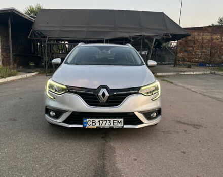 Сірий Рено Меган, об'ємом двигуна 1.46 л та пробігом 165 тис. км за 13900 $, фото 4 на Automoto.ua