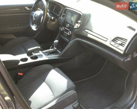 Сірий Рено Меган, об'ємом двигуна 1.46 л та пробігом 241 тис. км за 12000 $, фото 8 на Automoto.ua