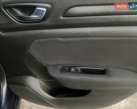 Сірий Рено Меган, об'ємом двигуна 1.46 л та пробігом 235 тис. км за 12000 $, фото 40 на Automoto.ua