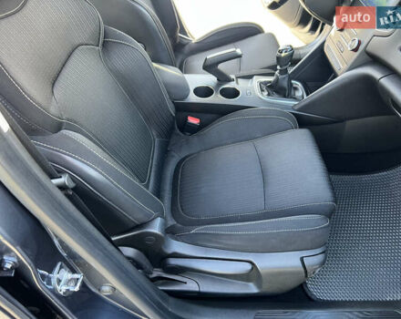 Сірий Рено Меган, об'ємом двигуна 1.46 л та пробігом 228 тис. км за 10700 $, фото 23 на Automoto.ua