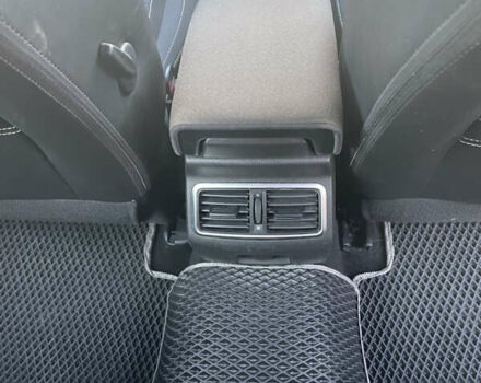 Серый Рено Меган, объемом двигателя 1.46 л и пробегом 186 тыс. км за 13300 $, фото 15 на Automoto.ua