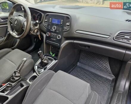 Рено Меган 2017 у Хмельницькому на Automoto.ua Сірий Рено Меган, об'ємом двигуна 1.6 л та пробігом 280 тис. км за 11500 $, фото 14 на Automoto.ua