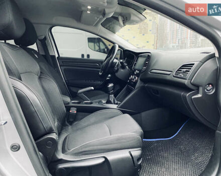 Сірий Рено Меган, об'ємом двигуна 1.46 л та пробігом 198 тис. км за 12600 $, фото 22 на Automoto.ua