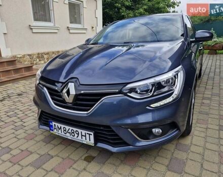 Рено Меган 2017 у Хмельницькому на Automoto.ua Сірий Рено Меган, об'ємом двигуна 1.6 л та пробігом 280 тис. км за 11500 $, фото 3 на Automoto.ua