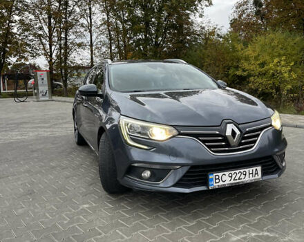 Рено Меган 2017 в Стрые на Automoto.ua Серый Рено Меган, объемом двигателя 1.46 л и пробегом 265 тыс. км за 11999 $, фото 16 на Automoto.ua