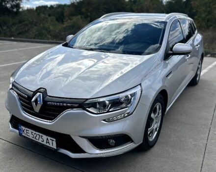 Серый Рено Меган, объемом двигателя 1.5 л и пробегом 202 тыс. км за 11899 $, фото 2 на Automoto.ua