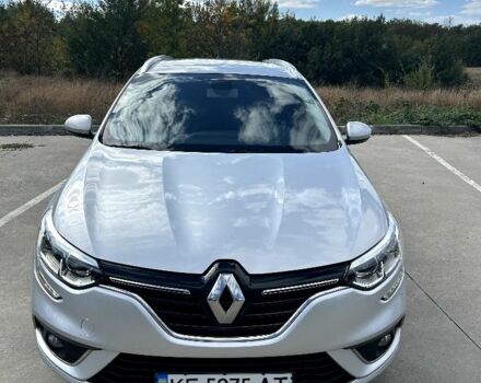 Серый Рено Меган, объемом двигателя 1.5 л и пробегом 202 тыс. км за 11899 $, фото 4 на Automoto.ua