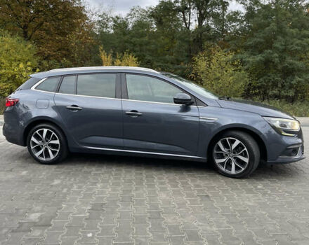 Рено Меган 2017 в Стрые на Automoto.ua Серый Рено Меган, объемом двигателя 1.46 л и пробегом 265 тыс. км за 11999 $, фото 13 на Automoto.ua