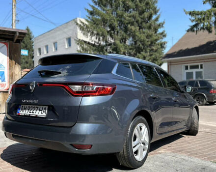 Серый Рено Меган, объемом двигателя 1.46 л и пробегом 250 тыс. км за 12500 $, фото 2 на Automoto.ua