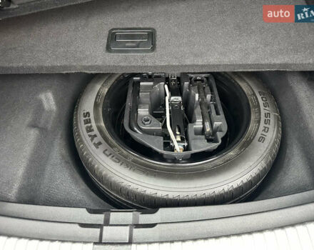 Серый Рено Меган, объемом двигателя 1.6 л и пробегом 181 тыс. км за 14200 $, фото 5 на Automoto.ua