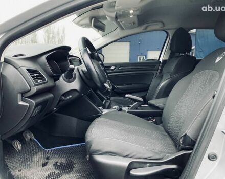 Сірий Рено Меган, об'ємом двигуна 1.5 л та пробігом 198 тис. км за 12600 $, фото 11 на Automoto.ua