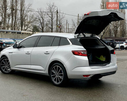 Сірий Рено Меган, об'ємом двигуна 1.46 л та пробігом 198 тис. км за 12600 $, фото 7 на Automoto.ua